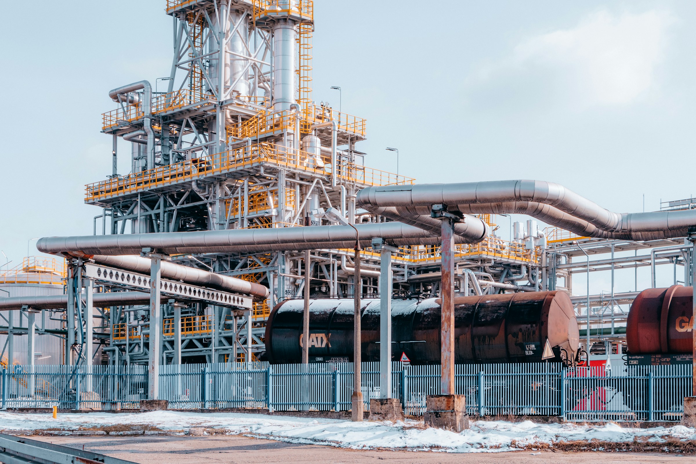 Industrial pipeline complex